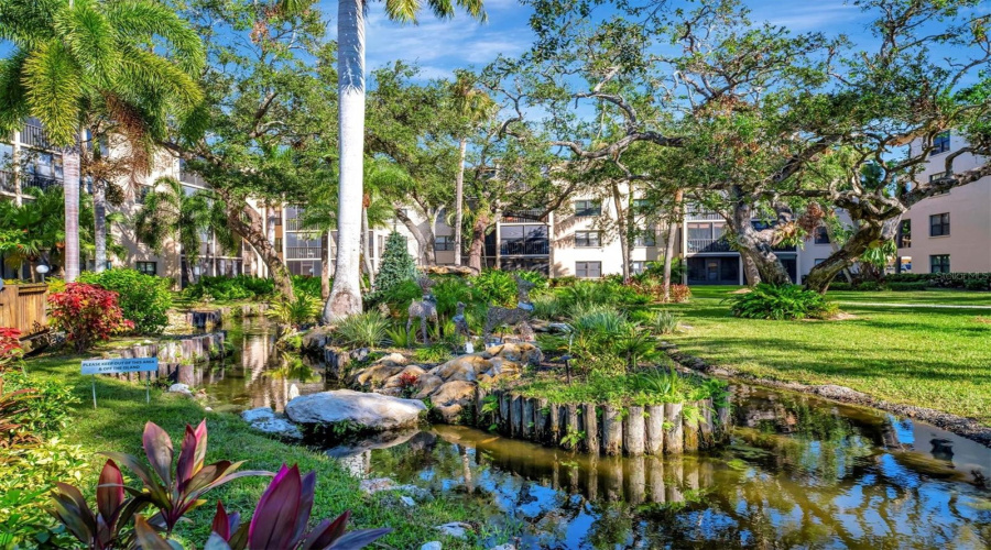Bradenton, Florida 34205, 1 Bedroom Bedrooms, ,1 Bathroombathrooms,Residential,For Sale,30Th,0,Mfra4688153