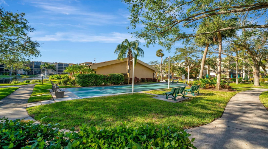 Bradenton, Florida 34205, 1 Bedroom Bedrooms, ,1 Bathroombathrooms,Residential,For Sale,30Th,0,Mfra4688153