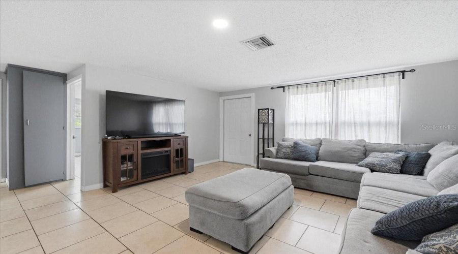 Avon Park, Florida 33825, 3 Bedroom Bedrooms, ,1 Bathroombathrooms,Residential,For Sale,Verona,0,Mfrp4939160