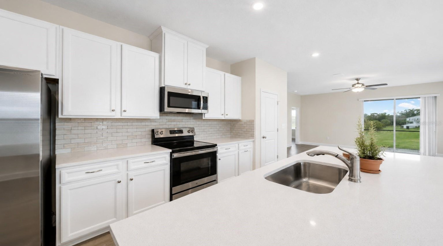 Bradenton, Florida 34211, 3 Bedroom Bedrooms, ,2 Bathroombathrooms,Residential,For Sale,Crimson,0,Mfra4704094