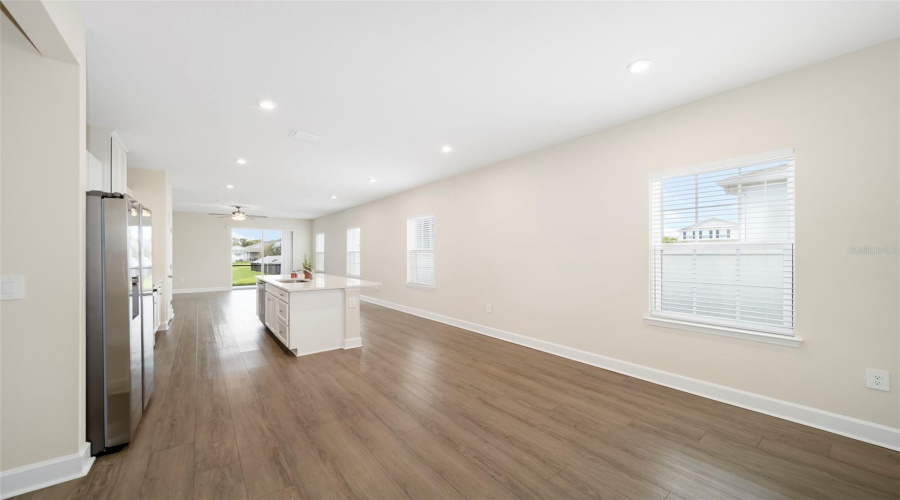 Bradenton, Florida 34211, 3 Bedroom Bedrooms, ,2 Bathroombathrooms,Residential,For Sale,Crimson,0,Mfra4704094