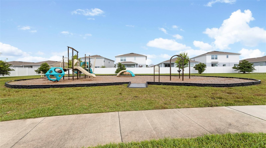 Bradenton, Florida 34211, 3 Bedroom Bedrooms, ,2 Bathroombathrooms,Residential,For Sale,Crimson,0,Mfra4704094