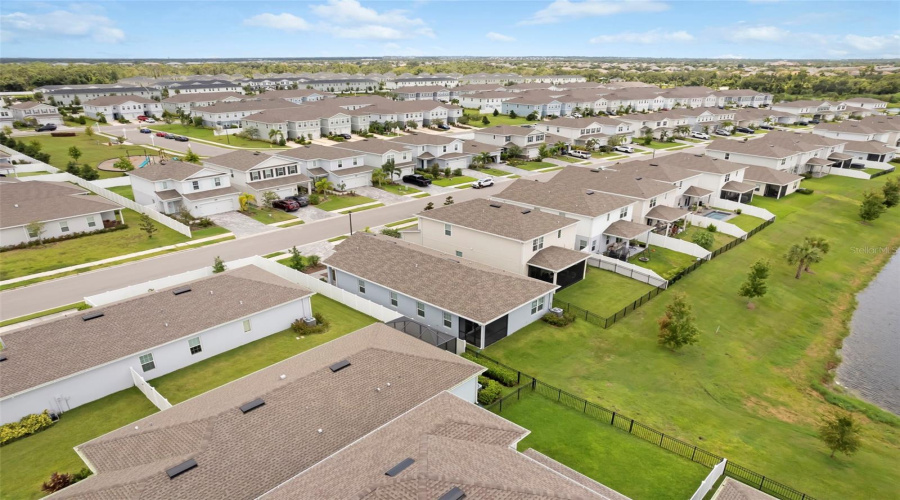 Bradenton, Florida 34211, 3 Bedroom Bedrooms, ,2 Bathroombathrooms,Residential,For Sale,Crimson,0,Mfra4704094