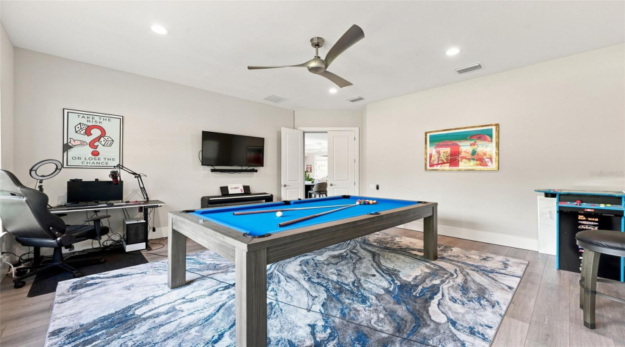 New Port Richey, Florida 34655, 4 Bedroom Bedrooms, ,4 Bathroombathrooms,Residential,For Sale,Oak Meadow,0,Mfrw7888852