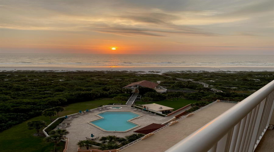 New Smyrna Beach, Florida 32169, 1 Bedroom Bedrooms, ,1 Bathroombathrooms,Residential,For Sale,Minorca Beach,0,Mfrtb8539390