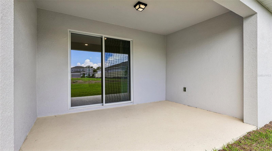 Rear Lanai