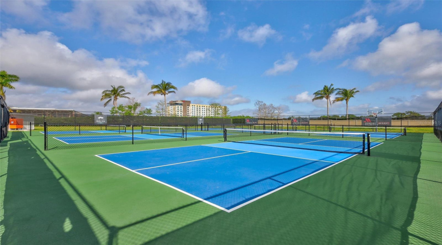 Pickleball Courts