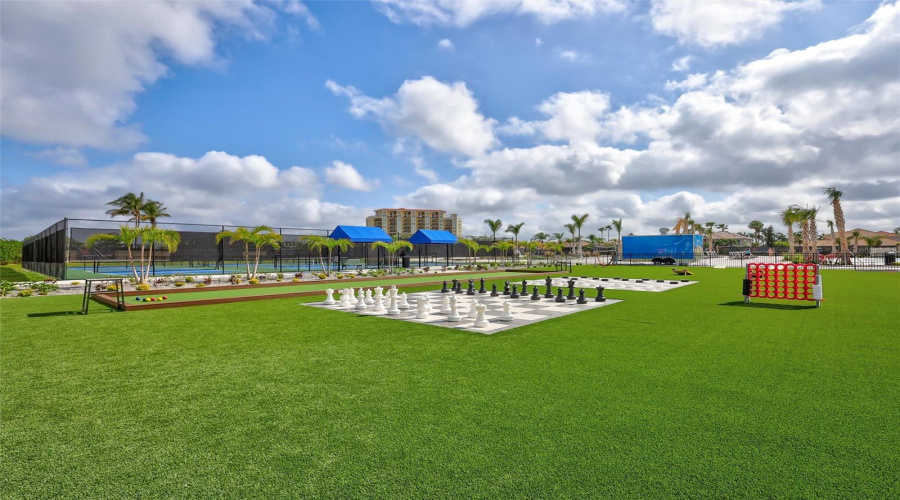 Lawn Games At The Beach Club