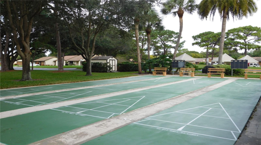 Clubhouse Shuffleboard