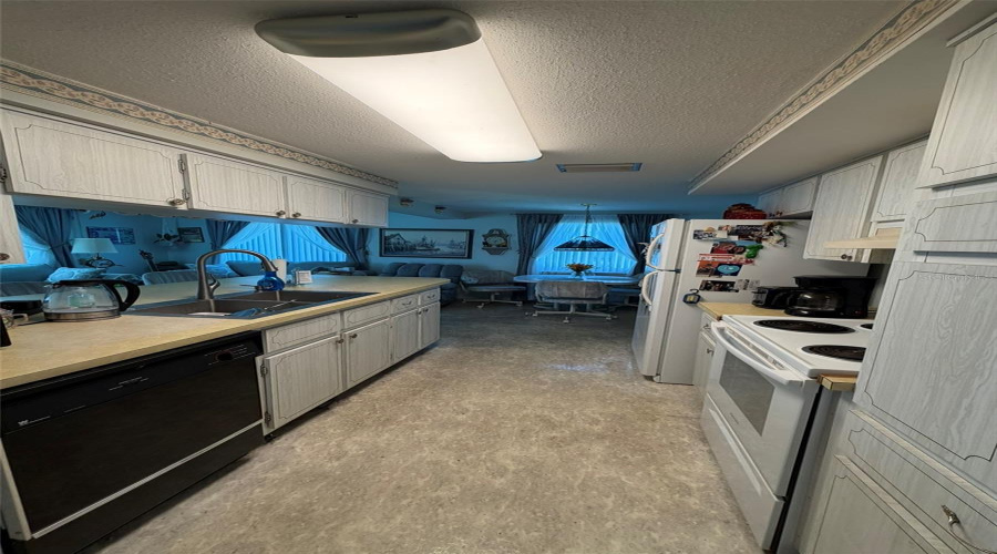 Holiday, Florida 34690, 2 Bedroom Bedrooms, ,2 Bathroombathrooms,Residential,For Sale,Flotilla,0,Mfrtb8542308