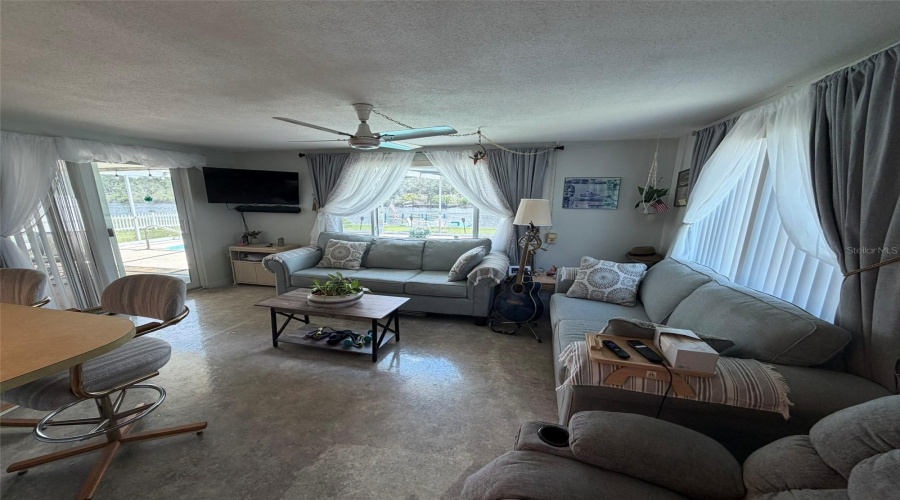 Holiday, Florida 34690, 2 Bedroom Bedrooms, ,2 Bathroombathrooms,Residential,For Sale,Flotilla,0,Mfrtb8542308