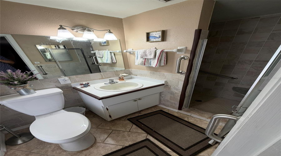 Holiday, Florida 34690, 2 Bedroom Bedrooms, ,2 Bathroombathrooms,Residential,For Sale,Flotilla,0,Mfrtb8542308