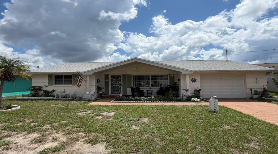 Holiday, Florida 34690, 2 Bedroom Bedrooms, ,2 Bathroombathrooms,Residential,For Sale,Flotilla,0,Mfrtb8542308