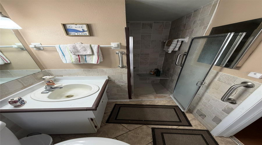 Holiday, Florida 34690, 2 Bedroom Bedrooms, ,2 Bathroombathrooms,Residential,For Sale,Flotilla,0,Mfrtb8542308