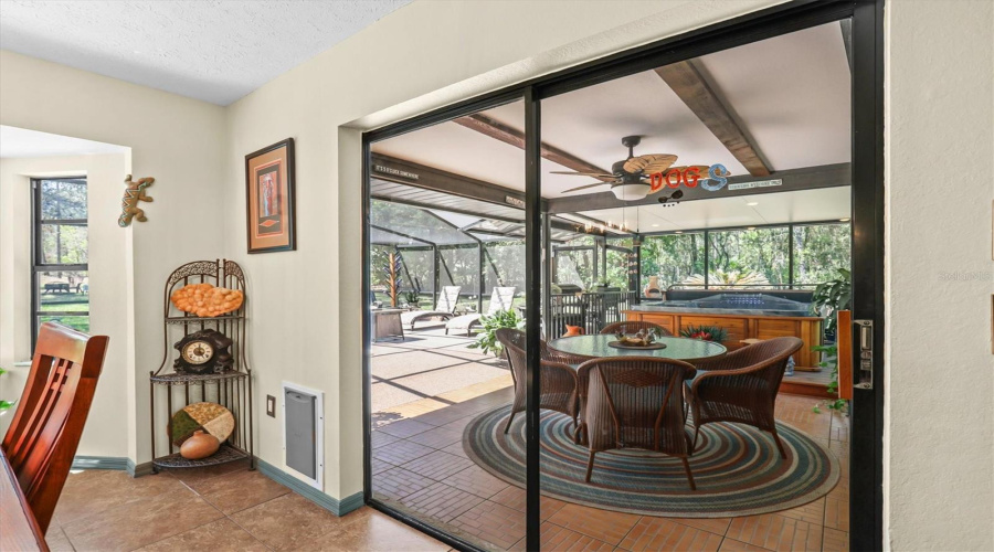 To Outside Dining
