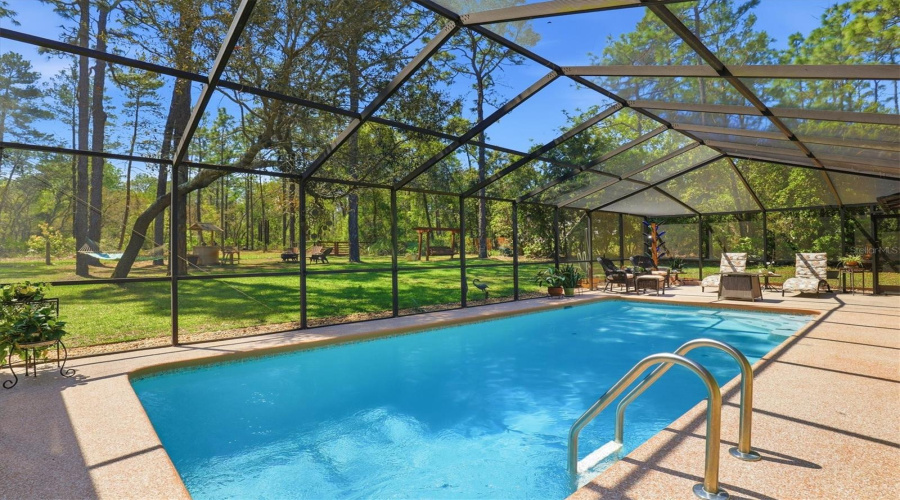 12X28 Screened Enclosed Pool