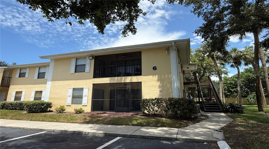 St Petersburg, Florida 33712, 1 Bedroom Bedrooms, ,1 Bathroombathrooms,Residential,For Sale,58Th,0,Mfrtb8538646