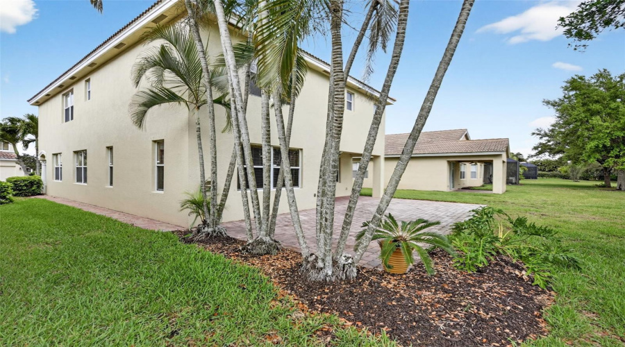Punta Gorda, Florida 33980, 5 Bedroom Bedrooms, ,3 Bathroombathrooms,Residential,For Sale,River Bank,0,Mfrn6143467