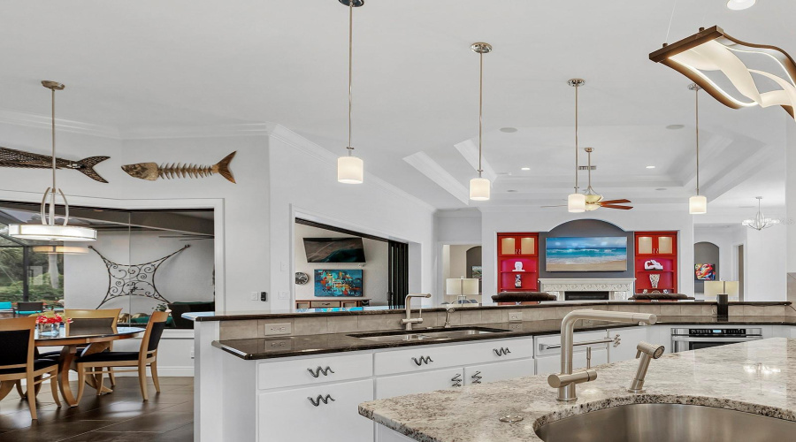 Bradenton, Florida 34202, 3 Bedroom Bedrooms, ,3 Bathroombathrooms,Residential,For Sale,Leopard Creek,0,Mfra4701686