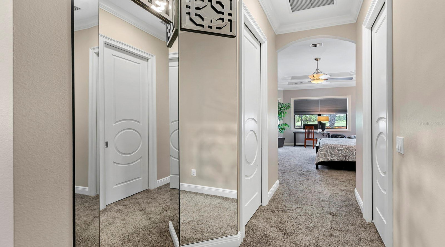Bradenton, Florida 34202, 3 Bedroom Bedrooms, ,3 Bathroombathrooms,Residential,For Sale,Leopard Creek,0,Mfra4701686