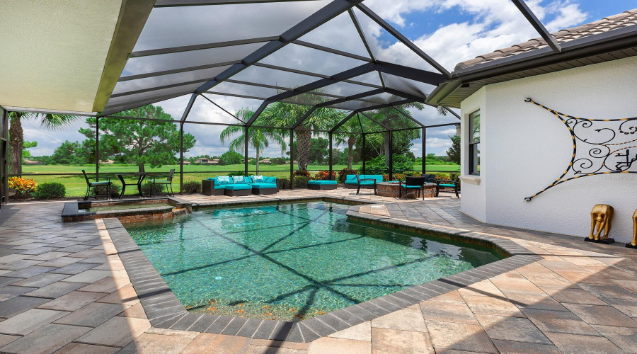 Bradenton, Florida 34202, 3 Bedroom Bedrooms, ,3 Bathroombathrooms,Residential,For Sale,Leopard Creek,0,Mfra4701686