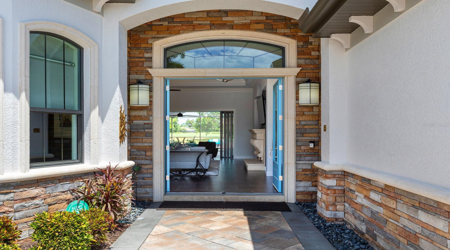 Bradenton, Florida 34202, 3 Bedroom Bedrooms, ,3 Bathroombathrooms,Residential,For Sale,Leopard Creek,0,Mfra4701686