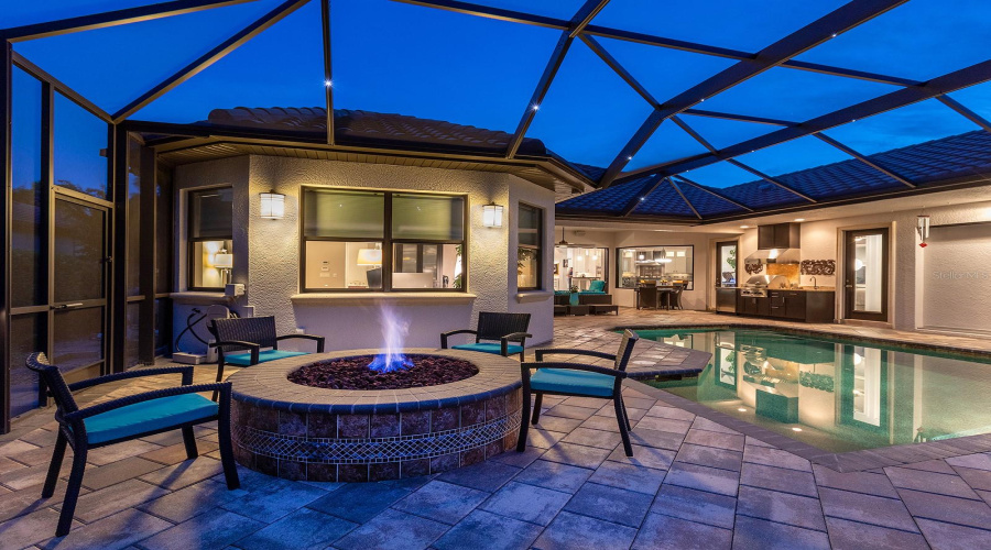 Bradenton, Florida 34202, 3 Bedroom Bedrooms, ,3 Bathroombathrooms,Residential,For Sale,Leopard Creek,0,Mfra4701686