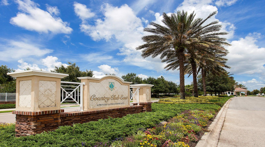 Bradenton, Florida 34202, 3 Bedroom Bedrooms, ,3 Bathroombathrooms,Residential,For Sale,Leopard Creek,0,Mfra4701686