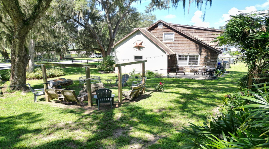 Dade City, Florida 33525, 3 Bedroom Bedrooms, ,2 Bathroombathrooms,Residential,For Sale,Lakeshore,0,Mfrtb8538016
