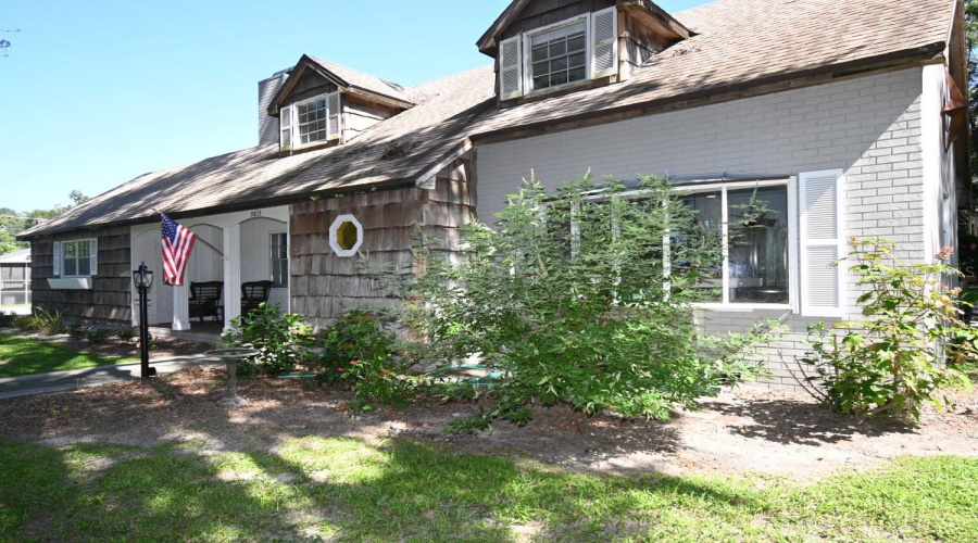 Dade City, Florida 33525, 3 Bedroom Bedrooms, ,2 Bathroombathrooms,Residential,For Sale,Lakeshore,0,Mfrtb8538016
