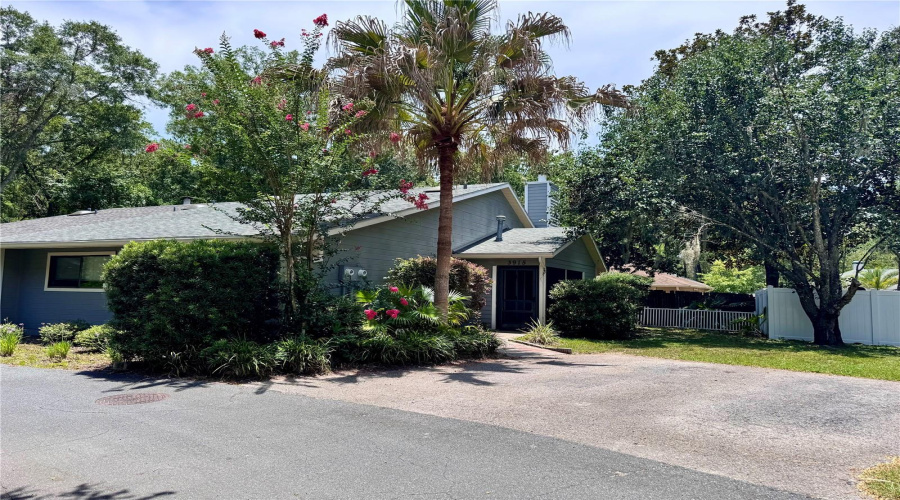 Gainesville, Florida 32607, 2 Bedroom Bedrooms, ,2 Bathroombathrooms,Residential,For Sale,7Th,0,Mfrgc542866