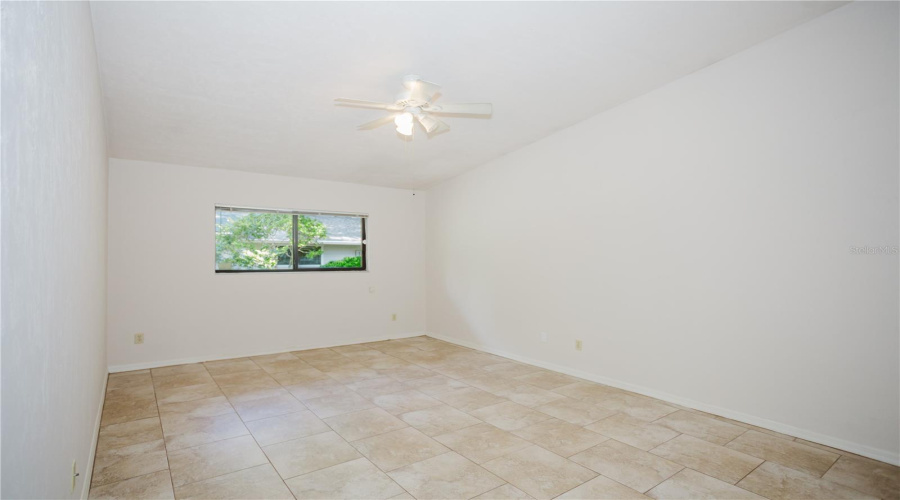 Gainesville, Florida 32607, 2 Bedroom Bedrooms, ,2 Bathroombathrooms,Residential,For Sale,7Th,0,Mfrgc542866