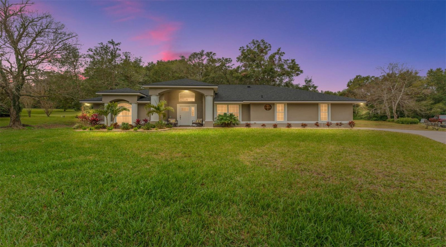 Mount Dora, Florida 32757, 3 Bedroom Bedrooms, ,2 Bathroombathrooms,Residential,For Sale,Edmund,0,Mfro6393908