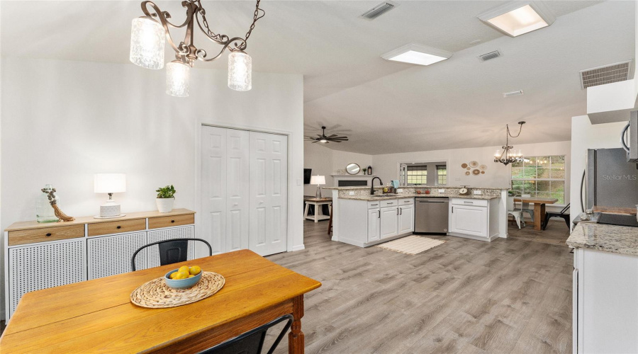 Mount Dora, Florida 32757, 3 Bedroom Bedrooms, ,2 Bathroombathrooms,Residential,For Sale,Edmund,0,Mfro6393908
