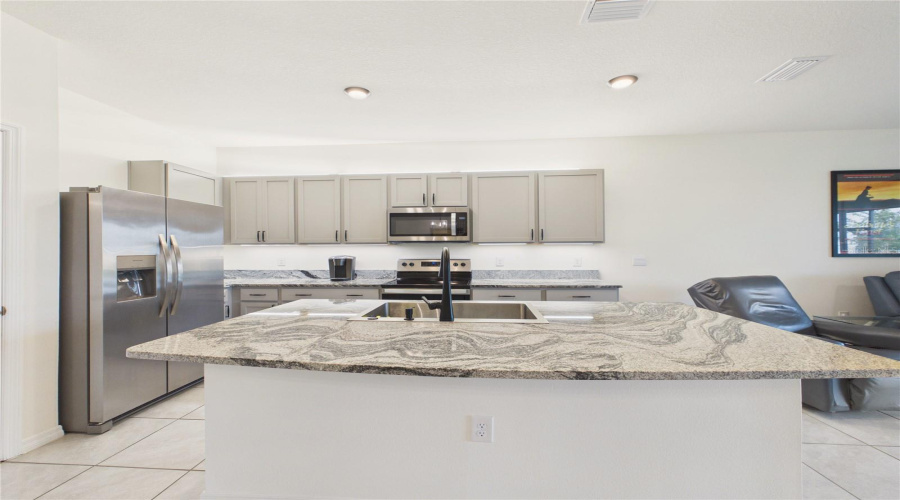 Wildwood, Florida 34785, 3 Bedroom Bedrooms, ,2 Bathroombathrooms,Residential,For Sale,Dragonfly Drive,0,Mfrg5114853