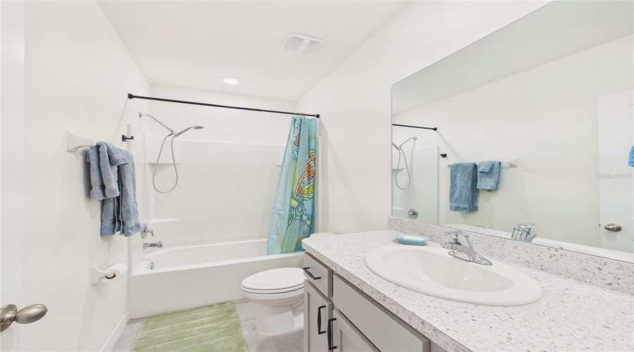 Wildwood, Florida 34785, 3 Bedroom Bedrooms, ,2 Bathroombathrooms,Residential,For Sale,Dragonfly Drive,0,Mfrg5114853