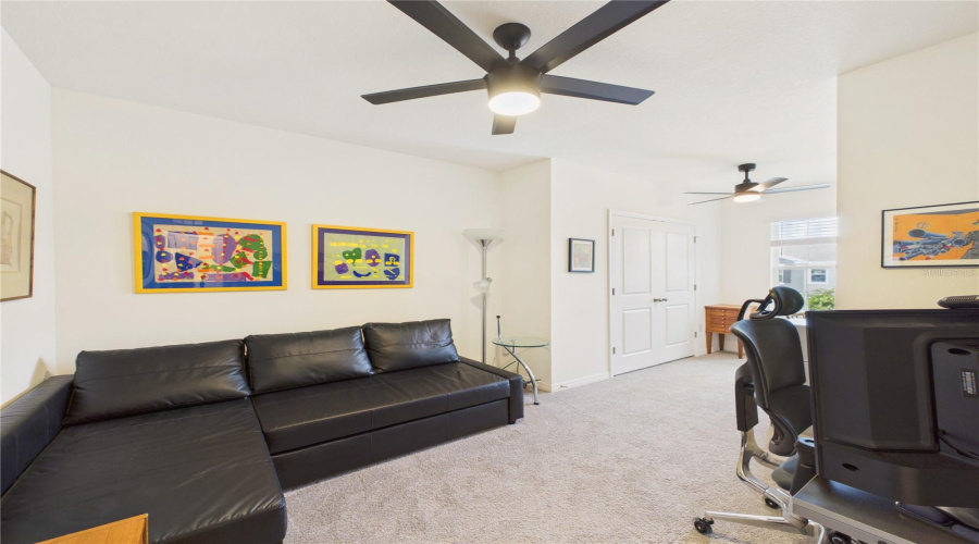 Wildwood, Florida 34785, 3 Bedroom Bedrooms, ,2 Bathroombathrooms,Residential,For Sale,Dragonfly Drive,0,Mfrg5114853