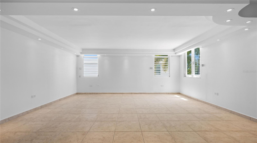 Dorado, Puerto Rico 00646, 5 Bedroom Bedrooms, ,3 Bathroombathrooms,Residential,For Sale,Golfo De Alaska,0,Mfrpr9123695