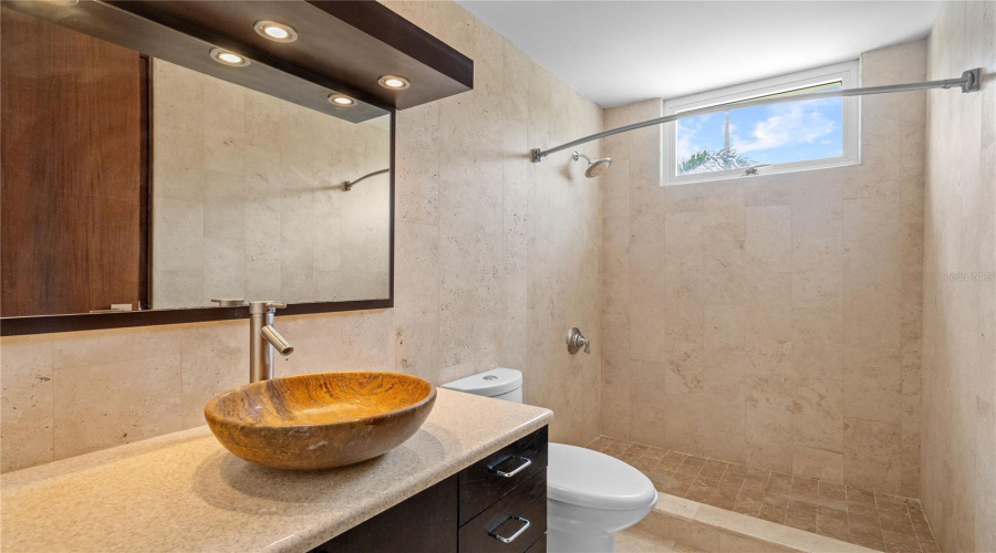 Dorado, Puerto Rico 00646, 5 Bedroom Bedrooms, ,3 Bathroombathrooms,Residential,For Sale,Golfo De Alaska,0,Mfrpr9123695