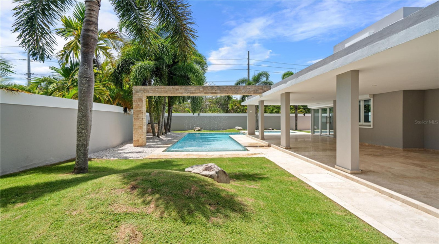 Dorado, Puerto Rico 00646, 5 Bedroom Bedrooms, ,3 Bathroombathrooms,Residential,For Sale,Golfo De Alaska,0,Mfrpr9123695