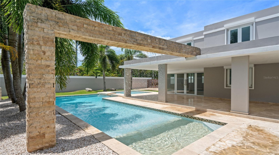 Dorado, Puerto Rico 00646, 5 Bedroom Bedrooms, ,3 Bathroombathrooms,Residential,For Sale,Golfo De Alaska,0,Mfrpr9123695