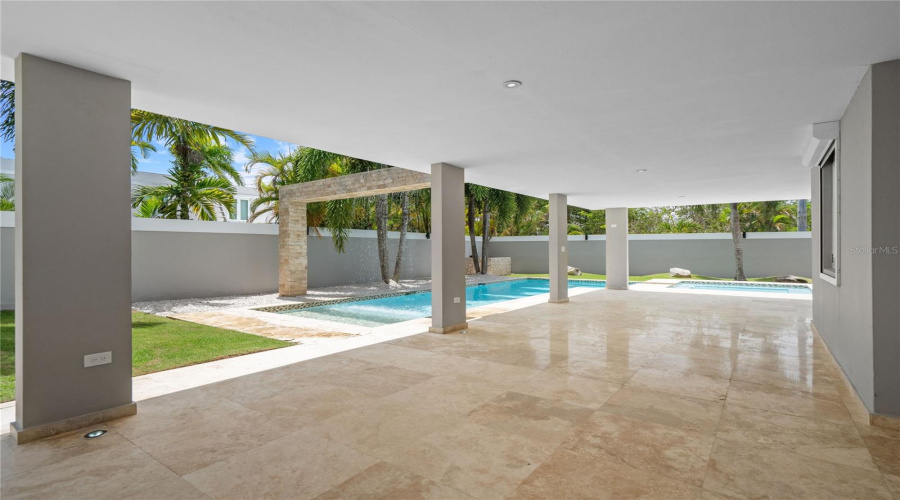Dorado, Puerto Rico 00646, 5 Bedroom Bedrooms, ,3 Bathroombathrooms,Residential,For Sale,Golfo De Alaska,0,Mfrpr9123695