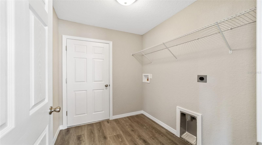 Ocala, Florida 34473, 3 Bedroom Bedrooms, ,2 Bathroombathrooms,Residential,For Sale,88Th,0,Mfrom728236