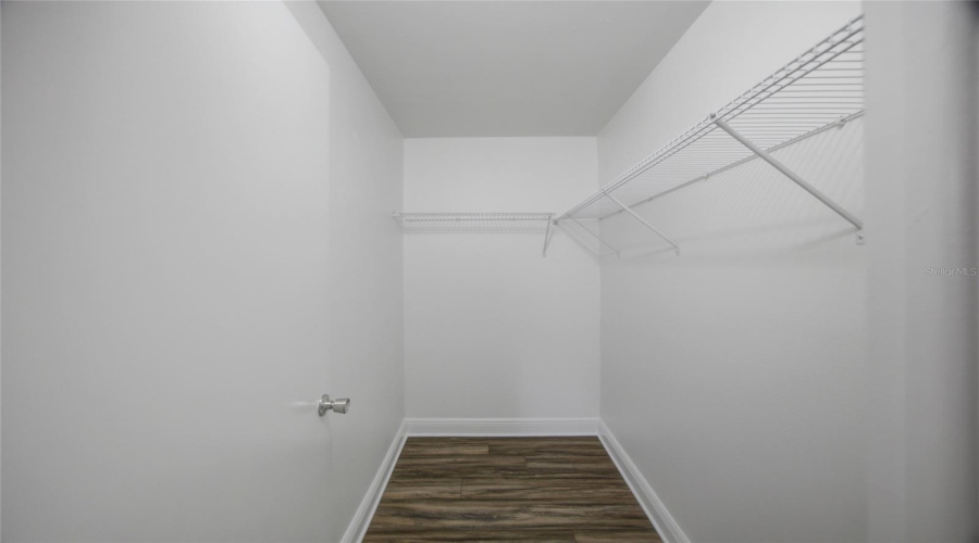 Tampa, Florida 33613, 2 Bedroom Bedrooms, ,2 Bathroombathrooms,Residential,For Sale,Hanging Moss,0,Mfrtb8541235