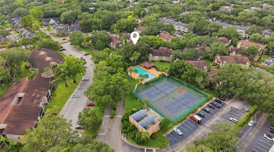 Tampa, Florida 33613, 2 Bedroom Bedrooms, ,2 Bathroombathrooms,Residential,For Sale,Hanging Moss,0,Mfrtb8541235