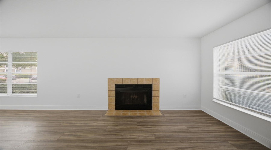 Tampa, Florida 33613, 2 Bedroom Bedrooms, ,2 Bathroombathrooms,Residential,For Sale,Hanging Moss,0,Mfrtb8541235