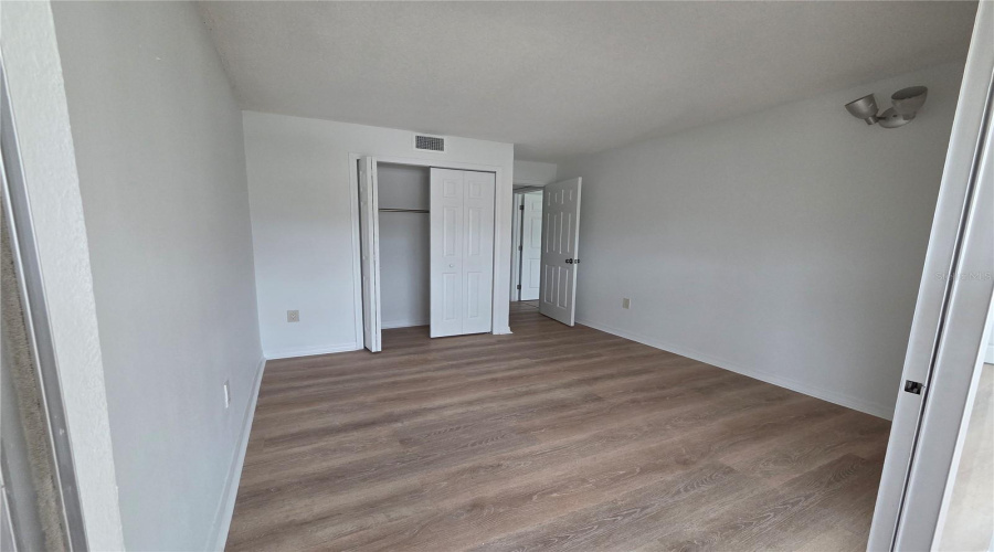 New Port Richey, Florida 34652, 2 Bedroom Bedrooms, ,2 Bathroombathrooms,Residential,For Sale,Amulet,0,Mfrtb8542711