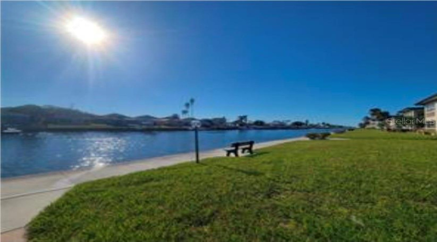 New Port Richey, Florida 34652, 2 Bedroom Bedrooms, ,2 Bathroombathrooms,Residential,For Sale,Amulet,0,Mfrtb8542711