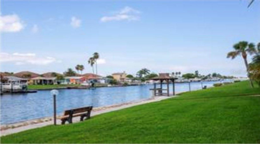New Port Richey, Florida 34652, 2 Bedroom Bedrooms, ,2 Bathroombathrooms,Residential,For Sale,Amulet,0,Mfrtb8542711