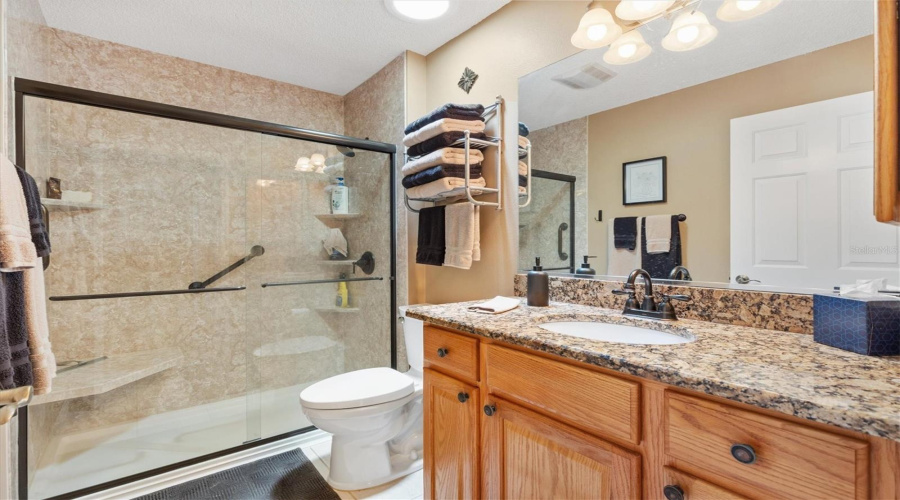 Updated Guest Bathroom